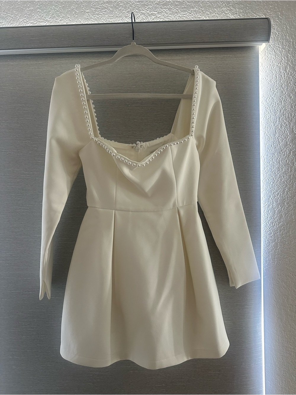 Square-Neck Long Sleeve White Mini Dress - Picture 3 of 3